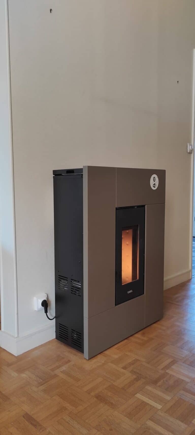 Installation d’un poêle à granulés Cadel avec tubage sur conduit existant – Longjumeau (91)